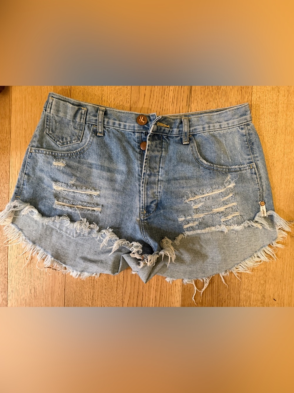 One Teaspoon Le Wolves Mid Rise Denim Shorts Size 29
